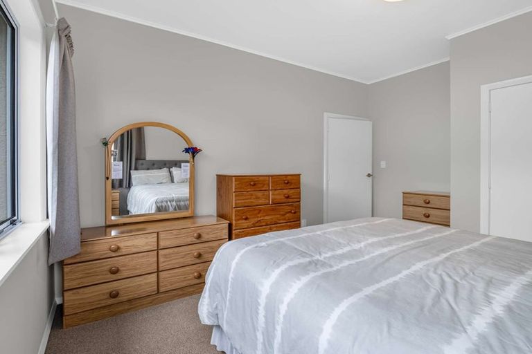 Photo of property in 66 Great North Road, Saint Johns Hill, Whanganui, 4500