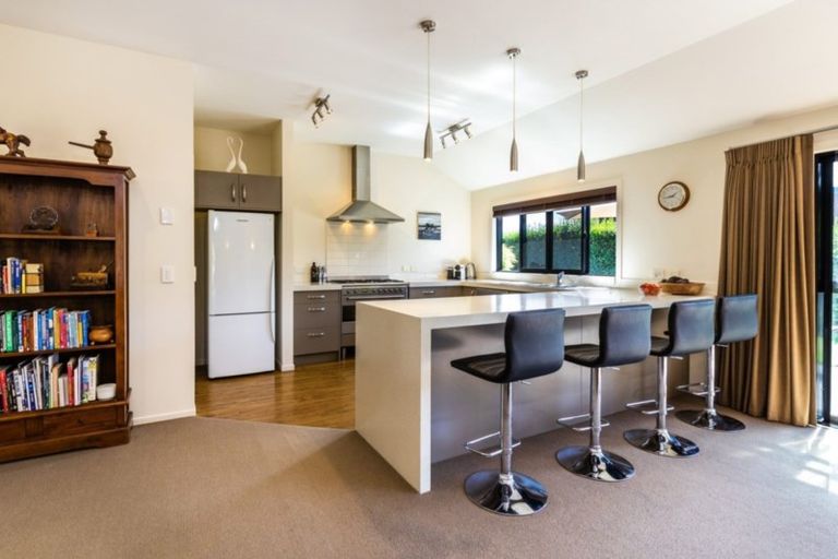 Photo of property in 46 Kenrigg Road, Kinloch, Taupo, 3377