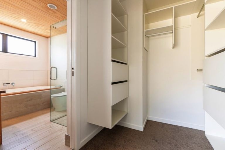 Photo of property in 1a Rannoch Drive, Jacks Point, Queenstown, 9371