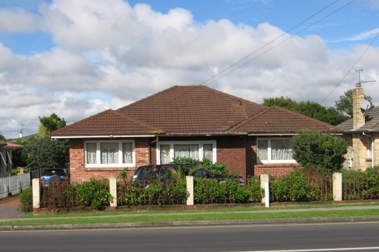 Photo of property in 194 Puhinui Road, Papatoetoe, Auckland, 2104