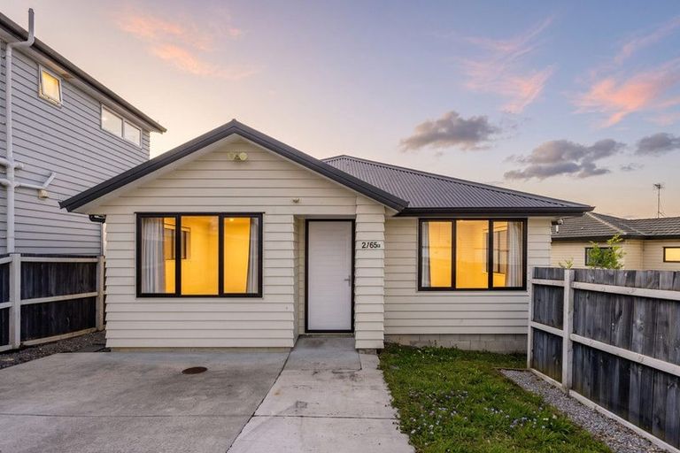 Photo of property in 2/65e Metcalfe Road, Ranui, Auckland, 0612