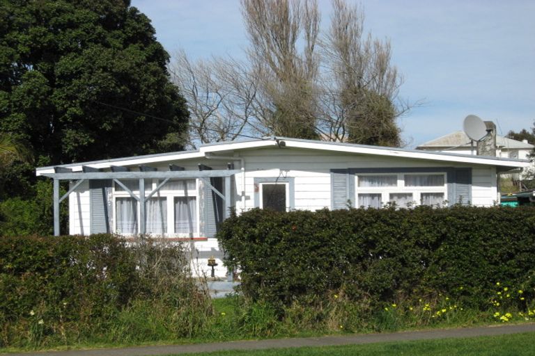 Photo of property in 11 Konini Street, Tawhero, Whanganui, 4501