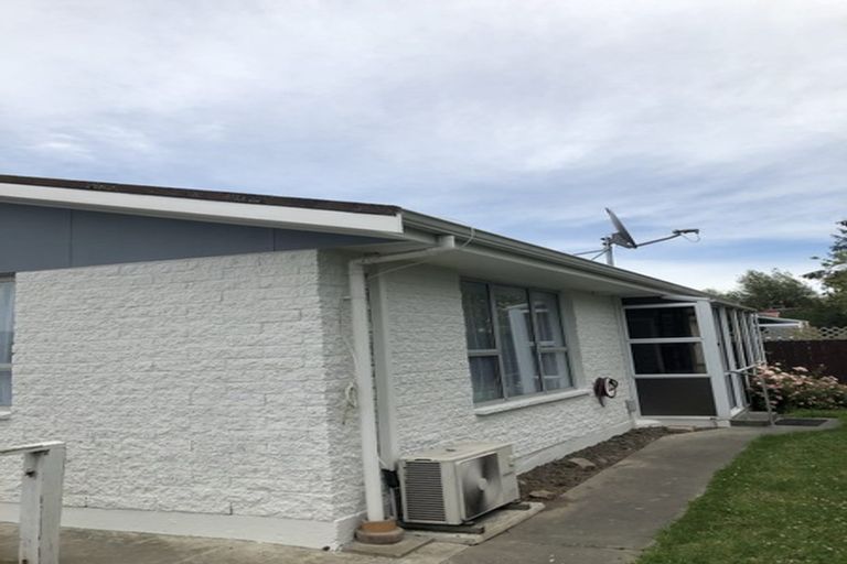 Photo of property in 75 Picton Avenue, Riccarton, Christchurch, 8011