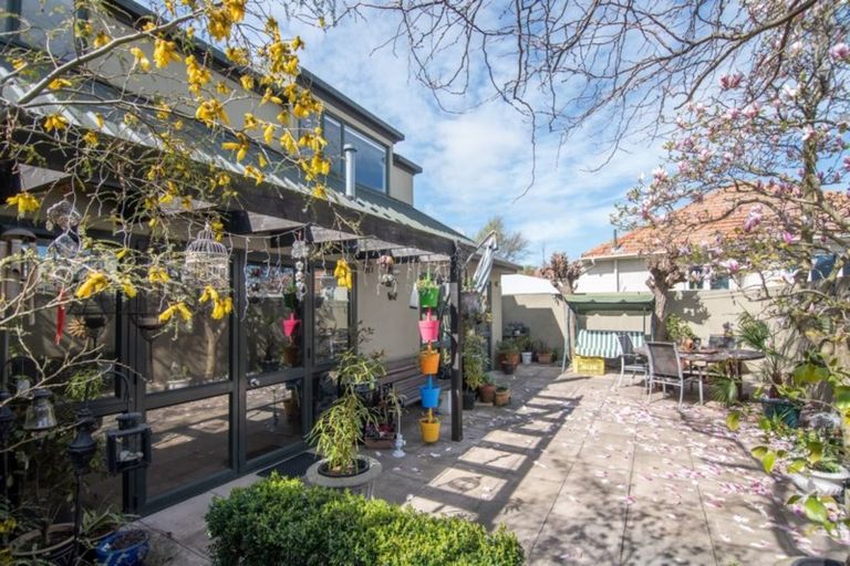 Photo of property in 2/165 Peverel Street, Riccarton, Christchurch, 8041