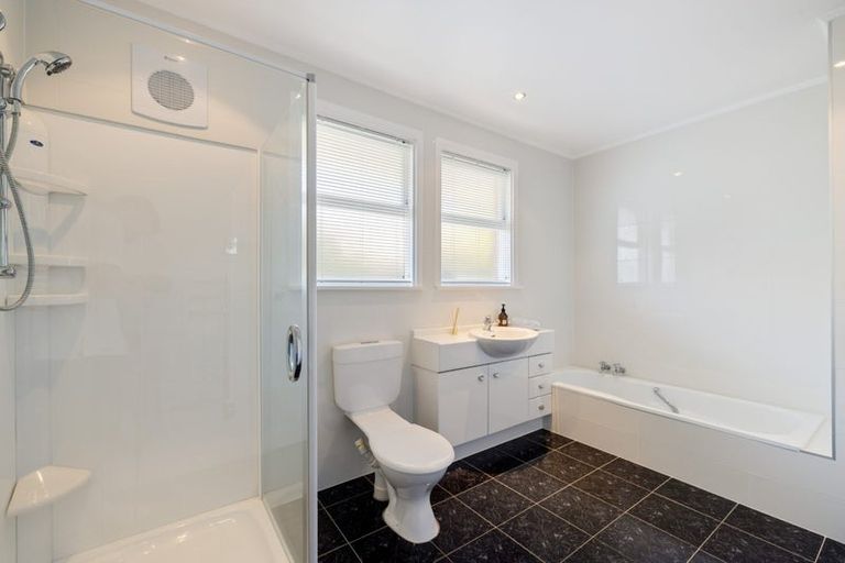 Photo of property in 8 Michael Avenue, Mount Pleasant, Christchurch, 8081