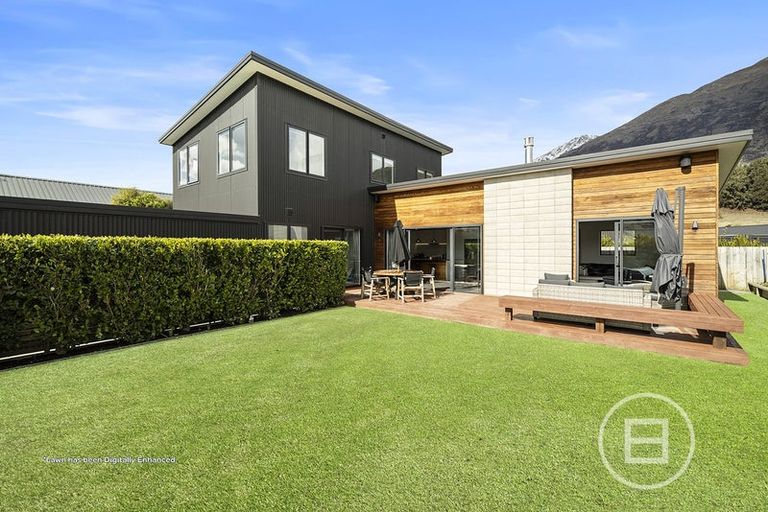 Photo of property in 12 Violet Way, Lower Shotover, Queenstown, 9304