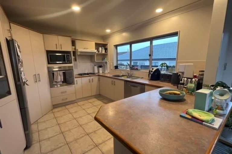 Photo of property in 54 Fairview Place, Te Puke, 3119