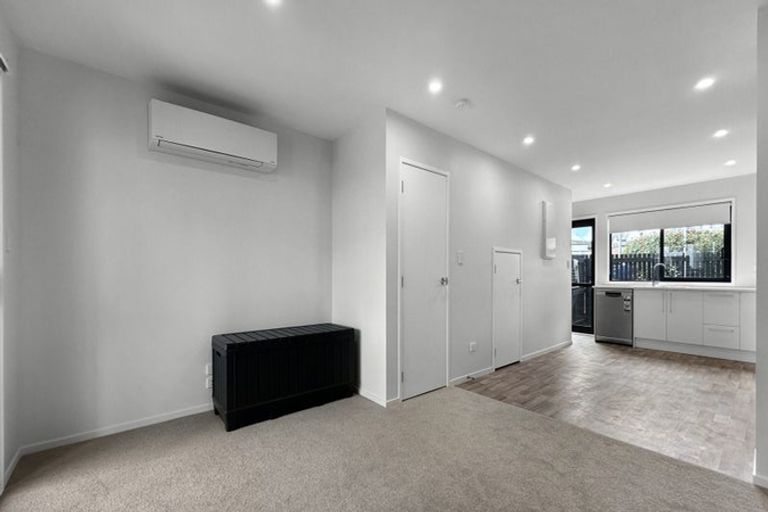 Photo of property in 5 Tima Lane, Mangere Bridge, Auckland, 2022