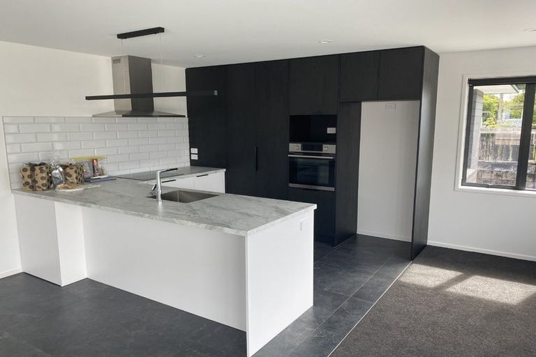 Photo of property in 188b Seaview Road, Westown, New Plymouth, 4310