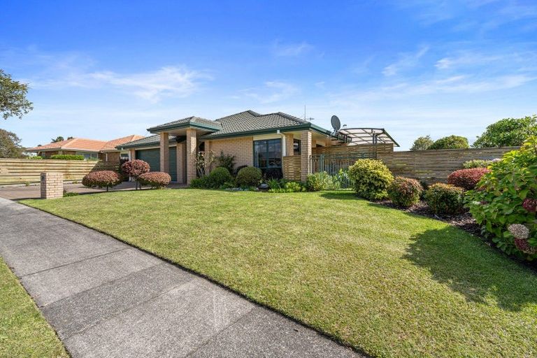 Photo of property in 5 Mahonia Place, Pyes Pa, Tauranga, 3112