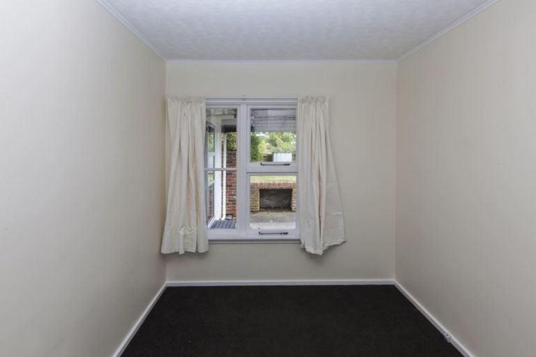 Photo of property in 37 Pembroke Street, Avondale, Christchurch, 8061