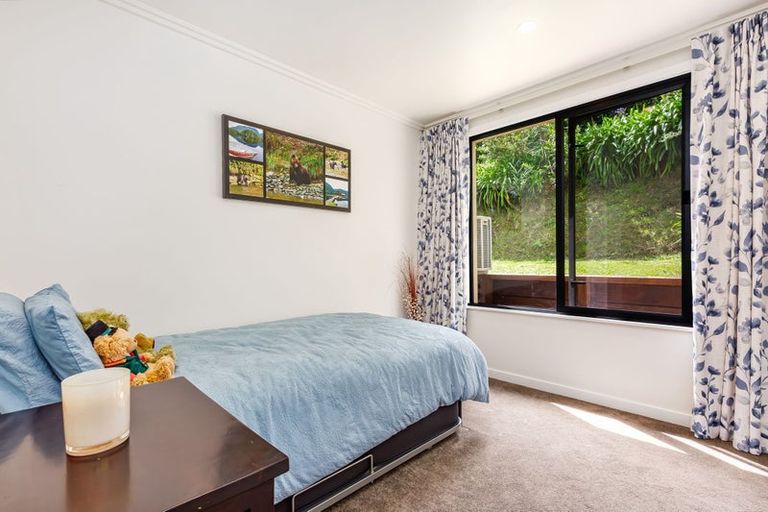 Photo of property in 39b Kakariki Grove, Waikanae, 5036