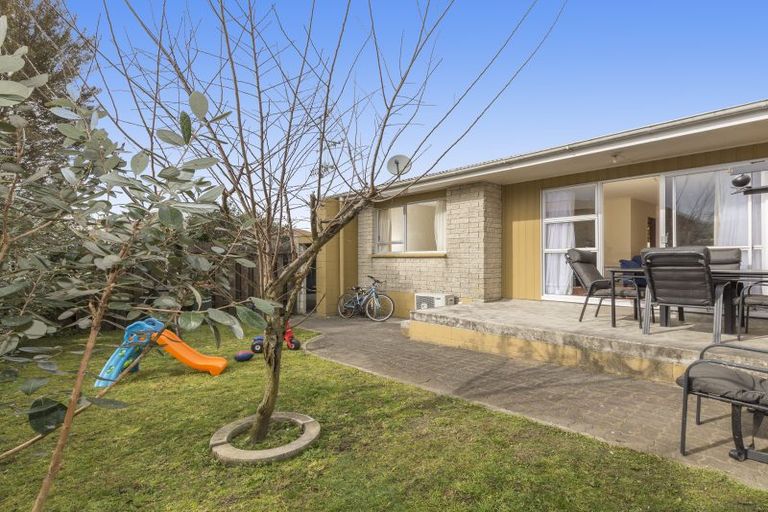 Photo of property in 2/23 Robins Road, Judea, Tauranga, 3110