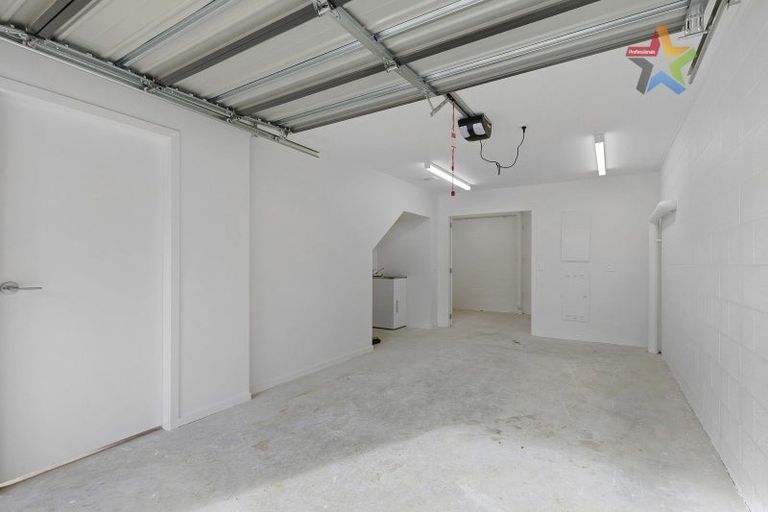 Photo of property in 15/33 Raukawa Street, Stokes Valley, Lower Hutt, 5019