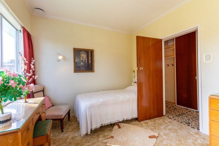 Photo of property in 25 Guy Street, Dannevirke, 4930