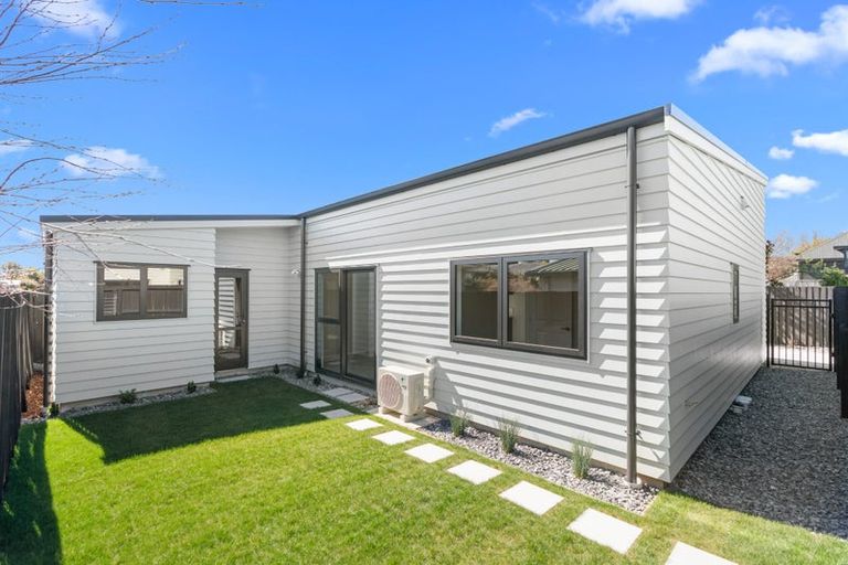 Photo of property in 59 Staveley Street, Avonhead, Christchurch, 8042