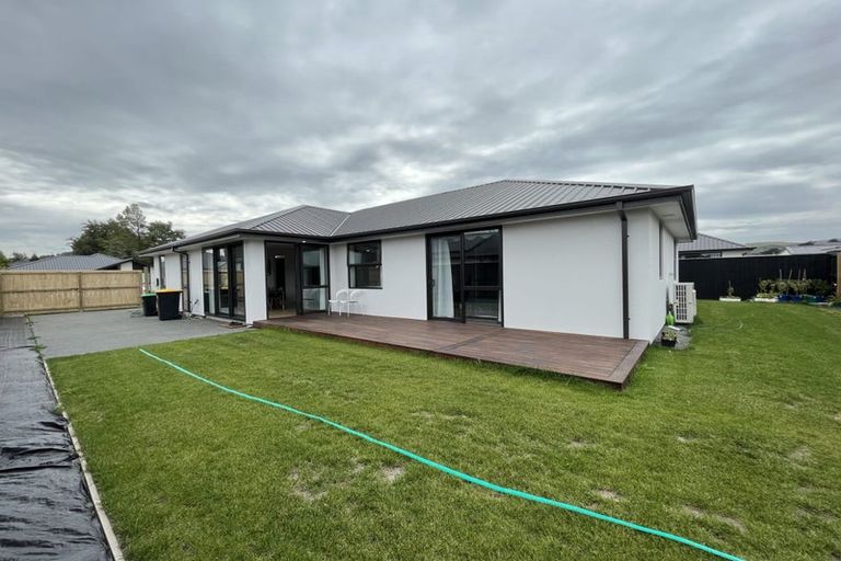 Photo of property in 4 Bellows Close, Halswell, Christchurch, 8025