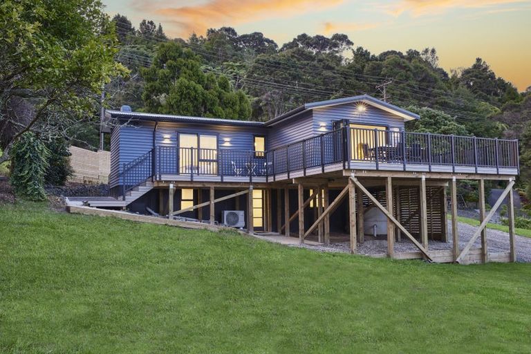 Photo of property in 436 Huia Road, Laingholm, Auckland, 0604