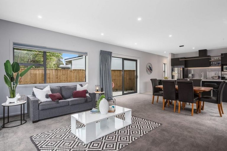 Photo of property in 3d Breakwater Way, Whitby, Porirua, 5024