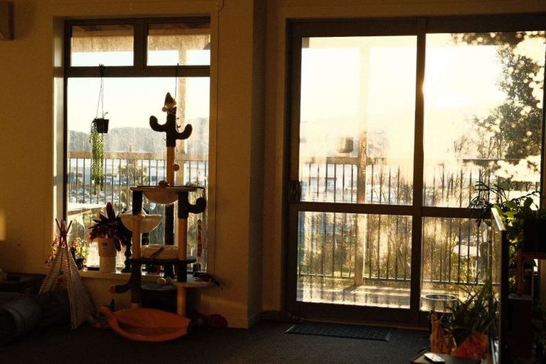 Photo of property in 50b Raukawa Street, Strathmore Park, Wellington, 6022