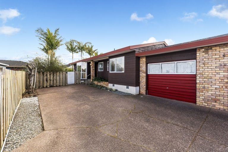 Photo of property in 2/73 Vintage Drive, Henderson, Auckland, 0612