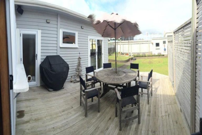 Photo of property in 8 Vogel Street, Fitzroy, New Plymouth, 4312