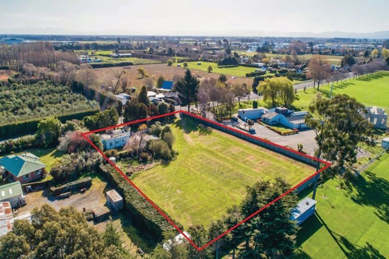 Photo of property in 280 Wooldridge Road, Harewood, Christchurch, 8051