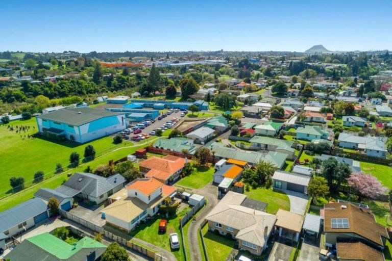 Photo of property in 11 Wembury Grove, Parkvale, Tauranga, 3112