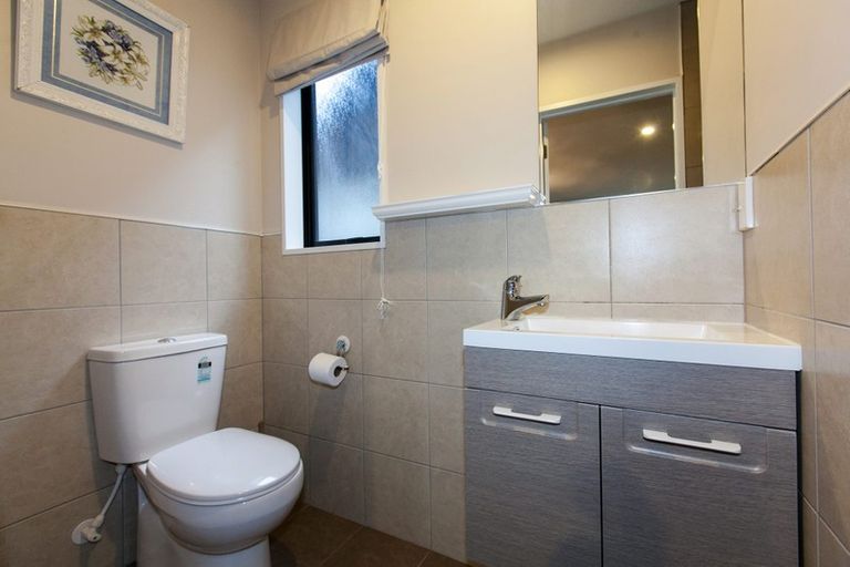 Photo of property in 42 Newnham Terrace, Upper Riccarton, Christchurch, 8041