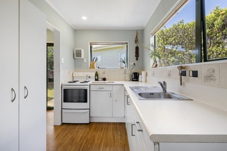 Photo of property in 65a Wainui Road, Raglan, 3225