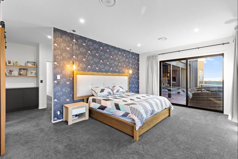 Photo of property in 7 Edenmore Terrace, Fitzherbert, Palmerston North, 4410