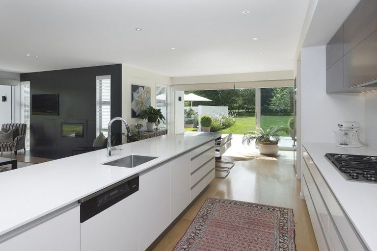 Photo of property in 26 Mcdrurys Road, Halswell, Christchurch, 7674