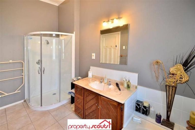 Photo of property in 24 Tweed Street, Roslyn, Dunedin, 9010