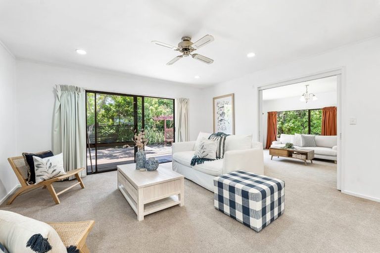 Photo of property in 42 The Circle, Manly, Whangaparaoa, 0930