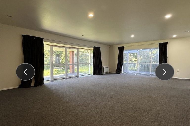 Photo of property in 18 Beauford Place, Parklands, Christchurch, 8083