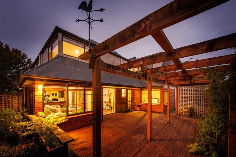 Photo of property in 7a Palm Avenue, Hokowhitu, Palmerston North, 4410