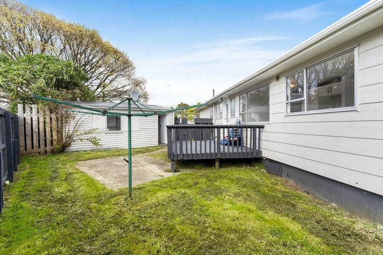 Photo of property in 14 Chantal Place, Red Hill, Papakura, 2110