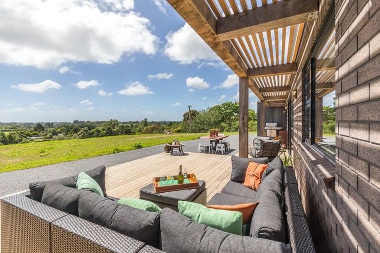 Photo of property in 157 Manakau Heights Drive, Manakau, Levin, 5573