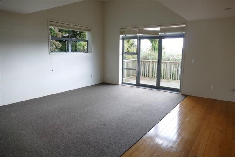 Photo of property in 630 Beach Road, Browns Bay, Auckland, 0630
