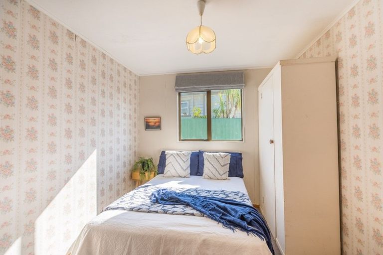 Photo of property in 27 Koromiko Street, Otaki Beach, Otaki, 5512