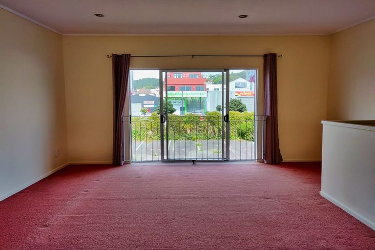 Photo of property in 3 Kelvin Grove, Te Aro, Wellington, 6011