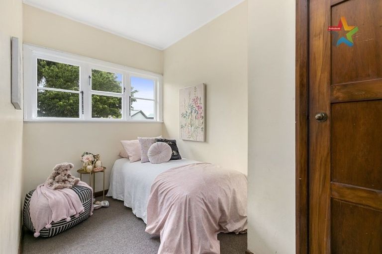 Photo of property in 70 Hall Crescent, Epuni, Lower Hutt, 5011