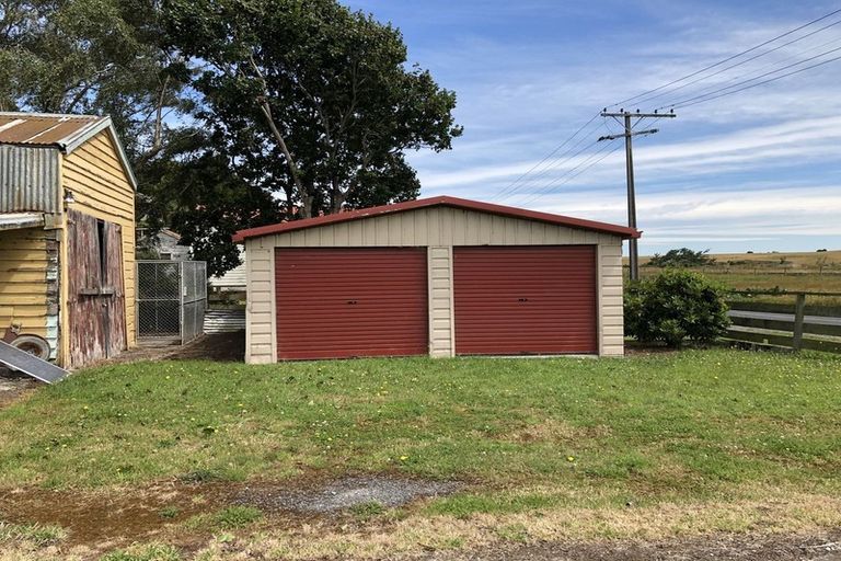 Photo of property in 1 Allan Street, Waiwera South, Clinton, 9584
