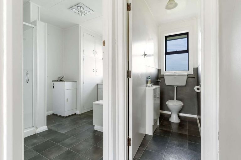 Photo of property in 15 Saint Andrew Place, Balclutha, 9230