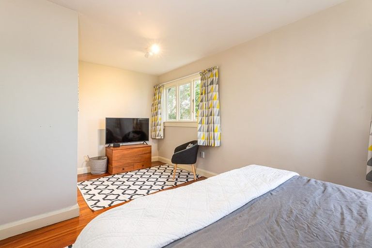 Photo of property in 10 Paparoa Street, Papanui, Christchurch, 8053