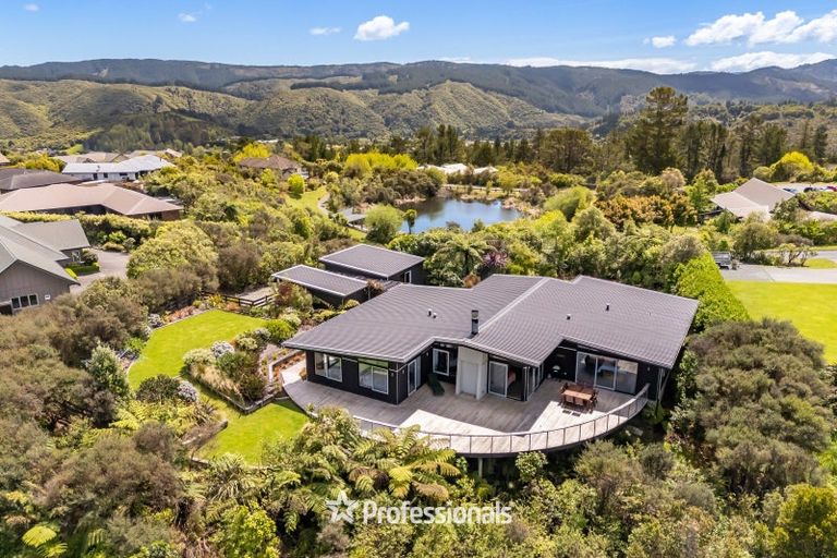 Photo of property in 12 Mount Marua Way, Timberlea, Upper Hutt, 5018