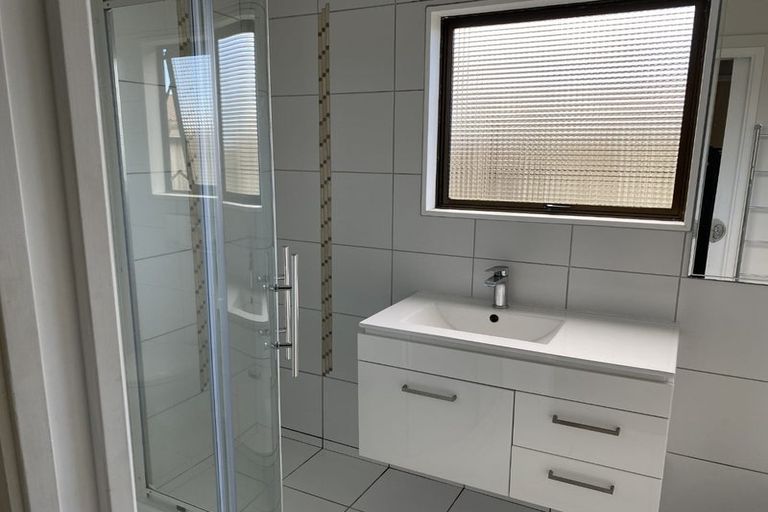 Photo of property in 115 Gilberthorpes Road, Hei Hei, Christchurch, 8042