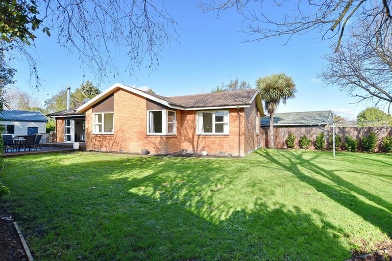 Photo of property in 103 Main North Road, Woodend, 7610