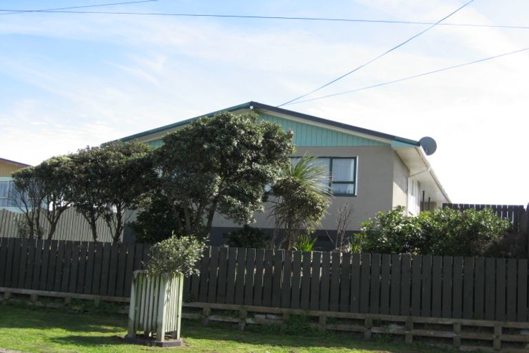 Photo of property in 7 Morgan Street, Castlecliff, Whanganui, 4501