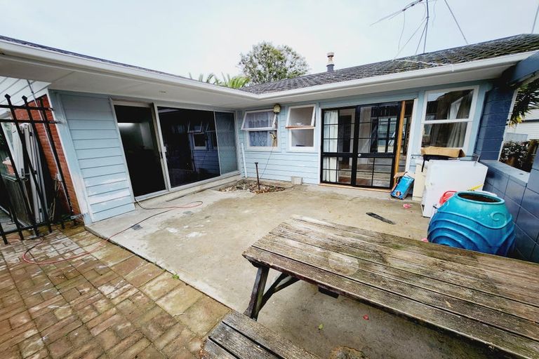 Photo of property in 27 Andrew Road, Howick, Auckland, 2010